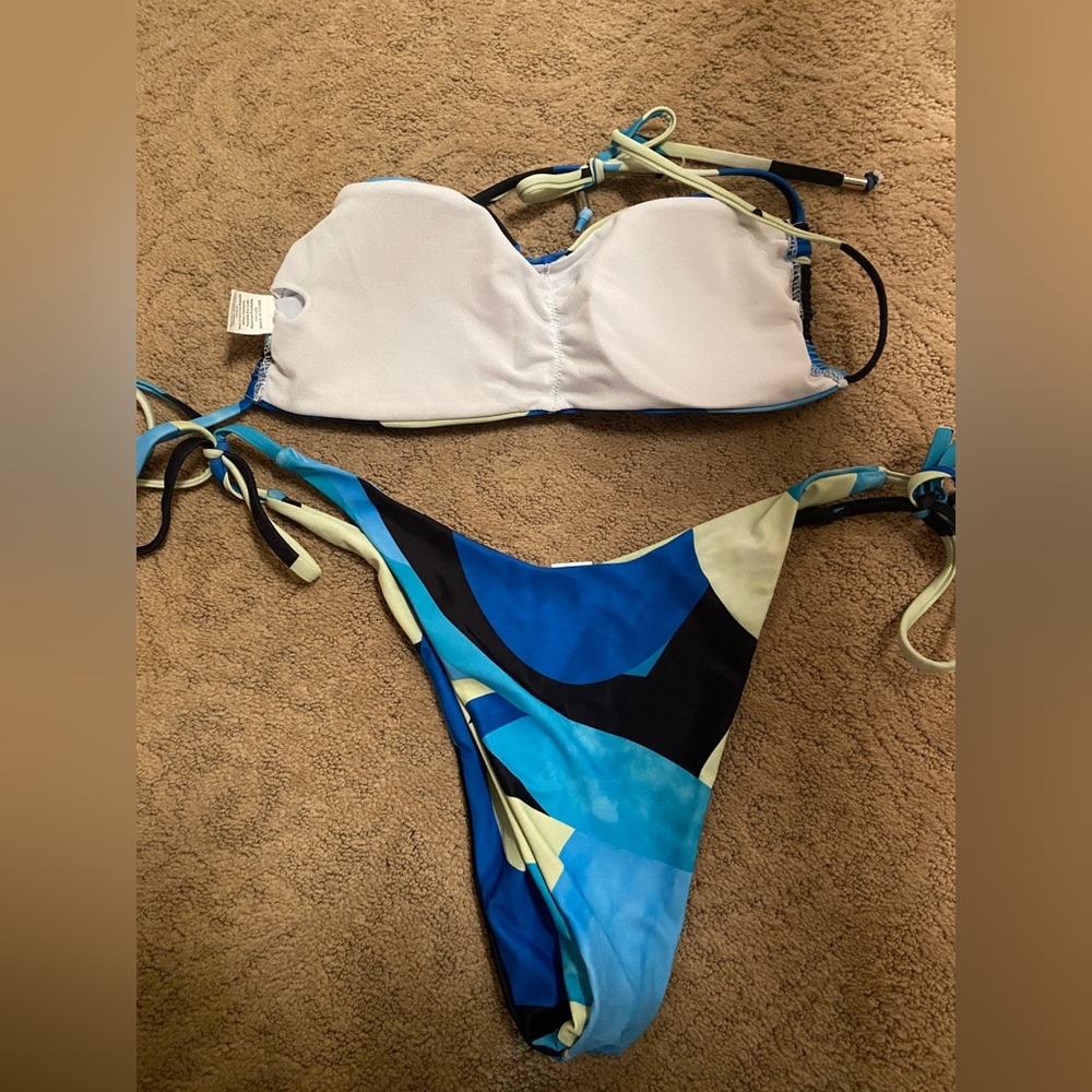 String bikini bathing suit - Picture 4 of 4
